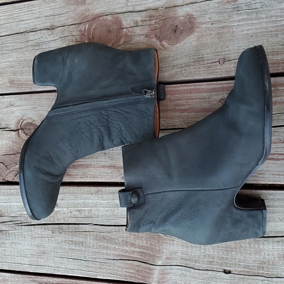 Gentle Souls Soft Cast Womens Ankle Leather Nubuck Booties shoes sz 8M - Picture 7 of 12